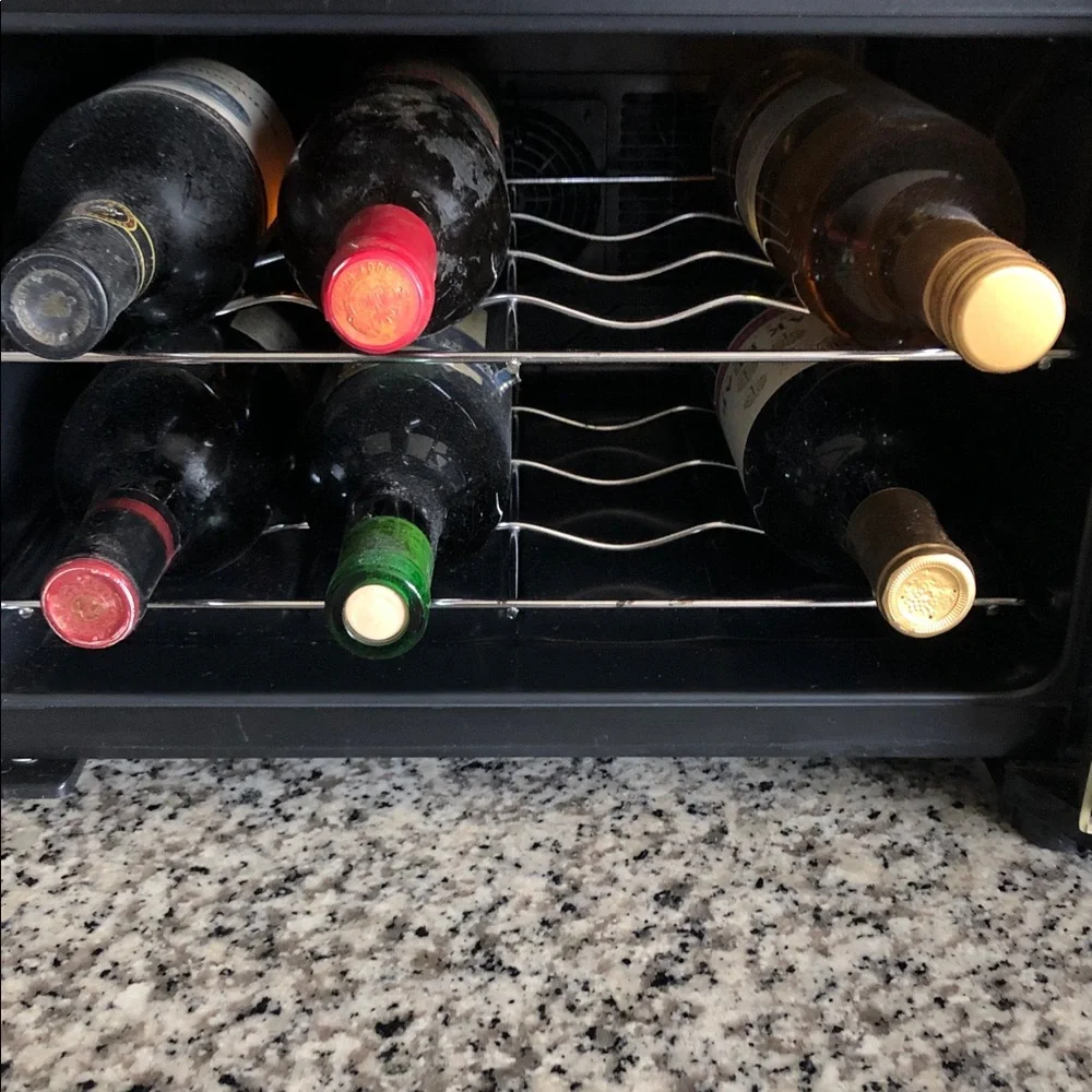 Emerson 8- Bottle Countertop Wine Cooler